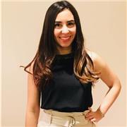 Profesora de Matemáticas y Economía para estudiantes secundarios y universitarios